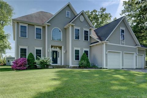 389 Village St, Bristol, CT 06010