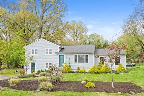 25 Crescent Rd, Westport, CT 06880