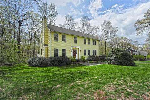 14 Sherwood Ln, Marlborough, CT 06447