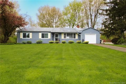 43 Banbury Ln, Bloomfield, CT 06002