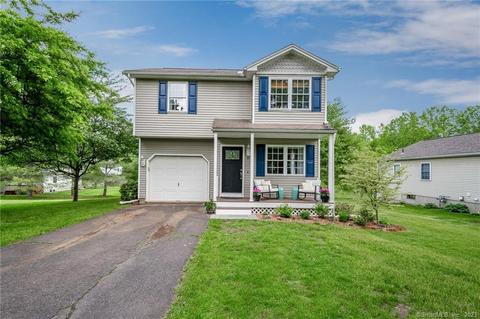 13 Pheasant Hill Dr, Enfield, CT 06082