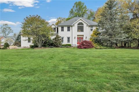 11 Plum Tree Ln, Shelton, CT 06484