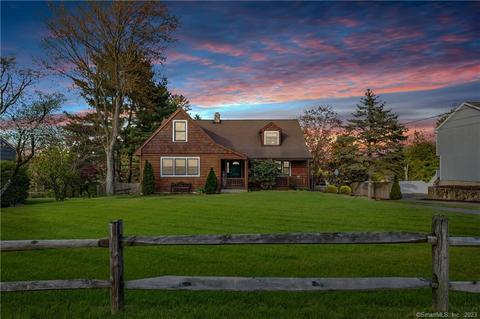 307 Beardsley Rd, Shelton, CT 06484