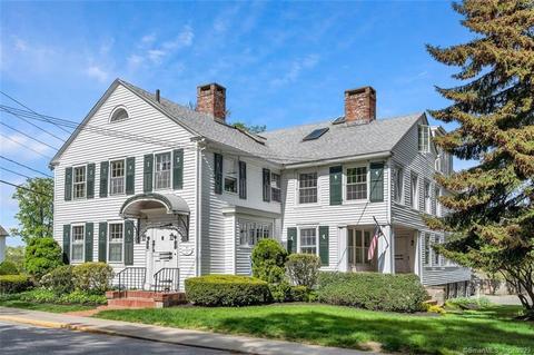 27 N Main St #8, Essex, CT 06426