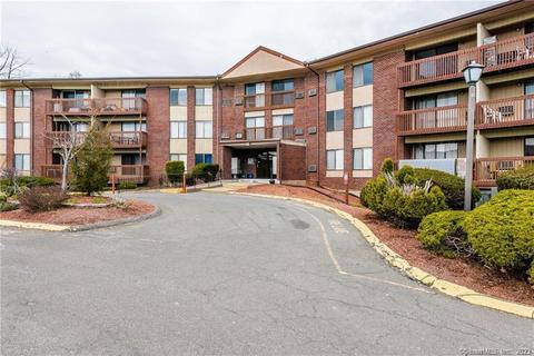 1308 Cromwell Hills Dr #1308, Cromwell, CT 06416