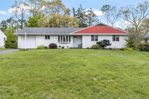 146 Gwen Rd, Meriden, CT 06451