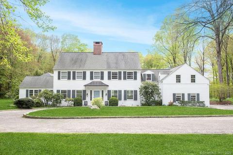 20 Father Peters Ln, New Canaan, CT 06840