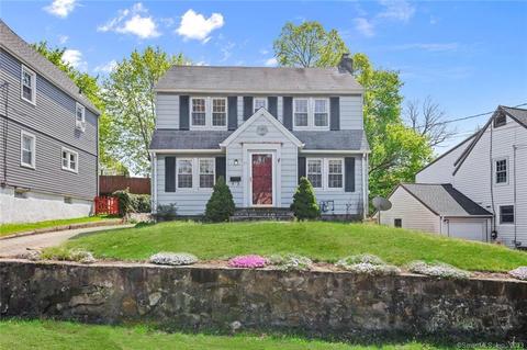 48 Raymond Ter, Norwalk, CT 06855