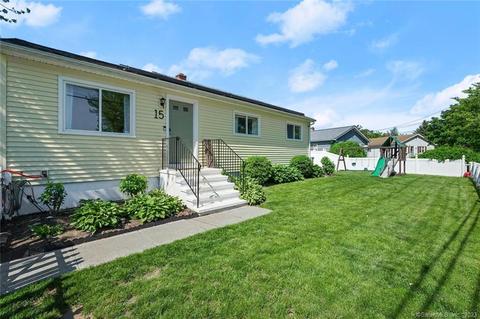15 Early Ave, Stratford, CT 06615