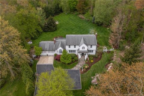 20 Bobwhite Dr, Westport, CT 06880