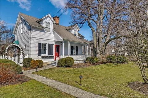 35 Old Farm Rd, Darien, CT 06820