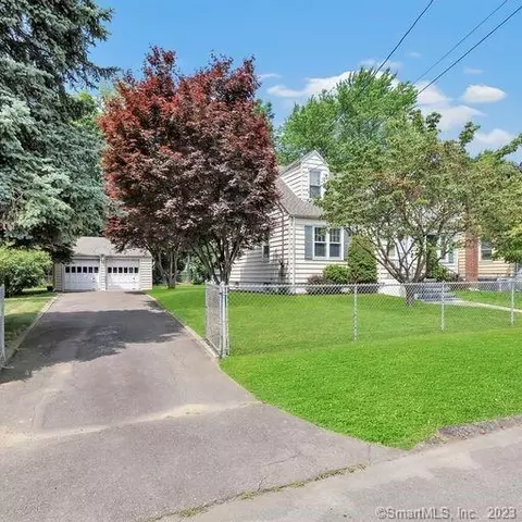 145 Edgewood St, Stratford, CT 06615