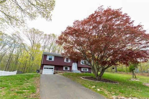 22 Shady Ln, Branford, CT 06405