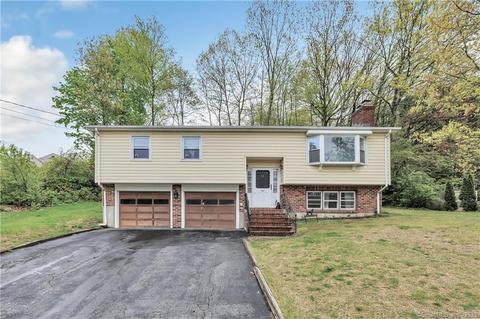 33 Manners Ave, Seymour, CT 06483