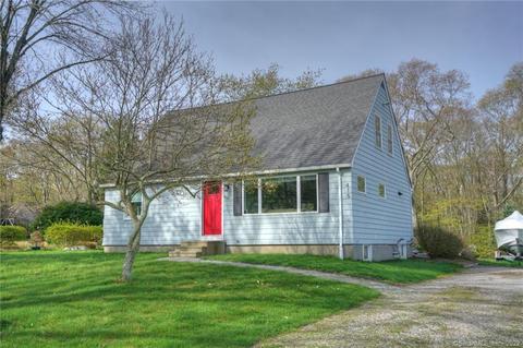 415 Pequot Ave, Groton, CT 06355
