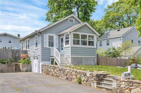 27 Tracey St, Norwalk, CT 06850