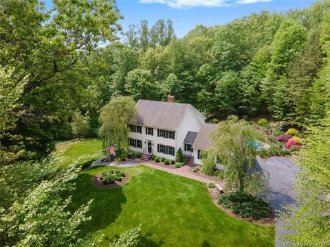 12 Jordan Hill Rd, Newtown, CT 06482
