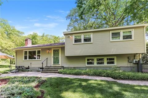 37 Three Mile Rd, Glastonbury, CT 06033