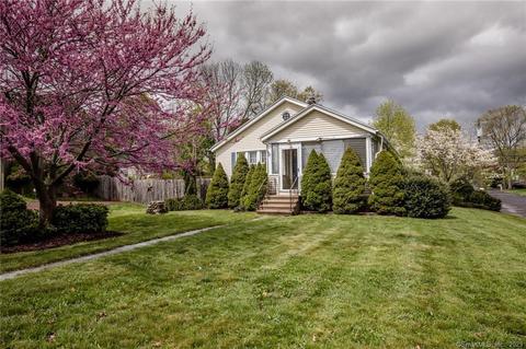 36 Amity St, Meriden, CT 06450