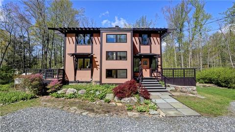 331 Miller Rd, Bethany, CT 06524