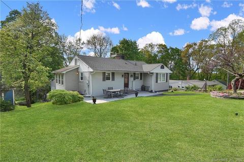 156 Hartland Ter, Berlin, CT 06037
