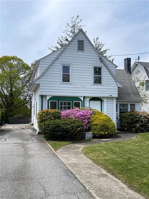 393 Ocean Ave, New London, CT 06320