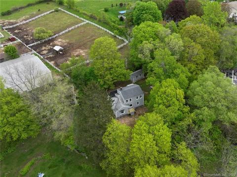 9 Valley View Dr, Meriden, CT 06450