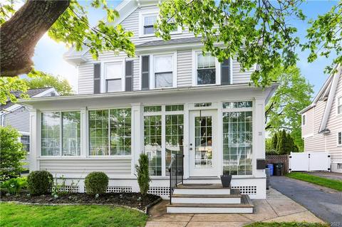 25 Sedan Ter, Fairfield, CT 06825