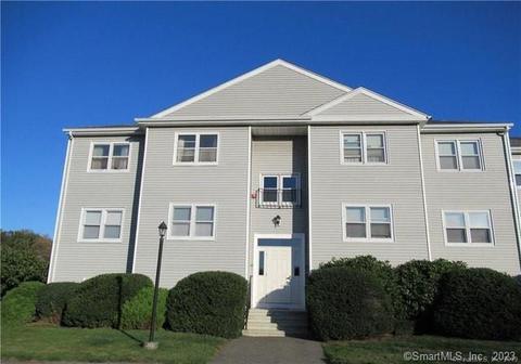 55 Southwind Ln #55, Milford, CT 06460