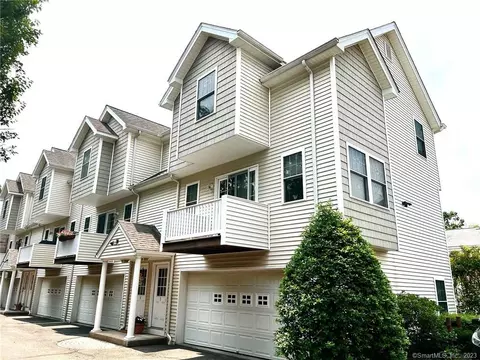 35 Maple Tree Ave #3, Stamford, CT 06905
