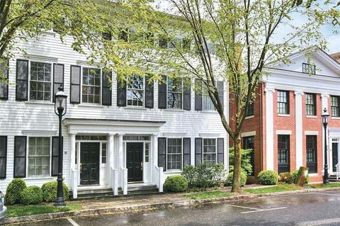 20 Elmwood Dr #20, Southport, CT 06890