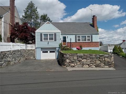 76 Treat Ave, Stamford, CT 06906