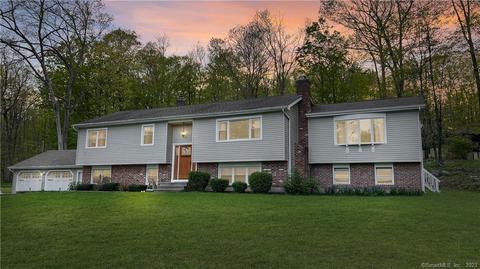 140 Alden Dr, Guilford, CT 06437