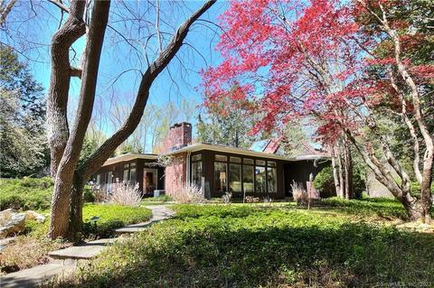 53 Godfrey West Rd, Weston, CT 06883