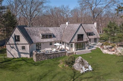 8 Crooked Mile Rd, Westport, CT 06880