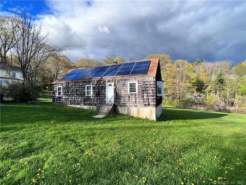 53 Overlook Rd, Winchester, CT 06098