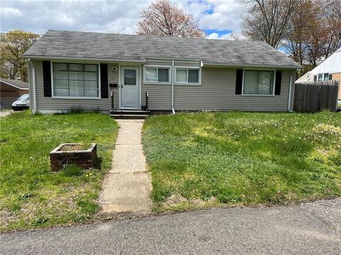 75 Leonard Dr, Bridgeport, CT 06606