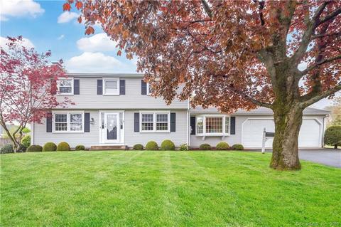 9 Drummond Rd, Enfield, CT 06082