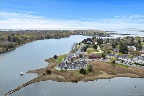 53 Coveside Ln #53, Stonington, CT 06378