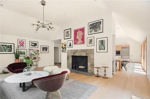 86 Logan Rd, New Canaan, CT 06840