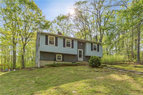 547 Brook Rd, Hampton, CT 06247
