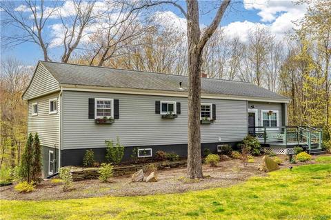 36 Cedar Swamp Rd, Tolland, CT 06084