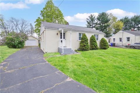 67 Risley St, East Hartford, CT 06118