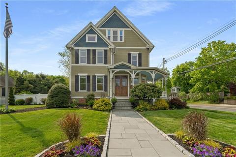 231 S Main St, Wallingford, CT 06492