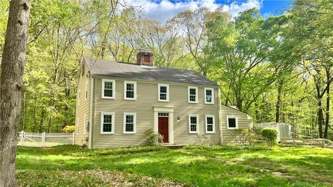 9 Robin Rd, Glastonbury, CT 06033