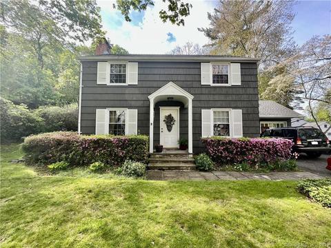 13 Reservoir St, Bethel, CT 06801