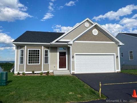 152 Webster Ln #2-06, Middletown, CT 06457