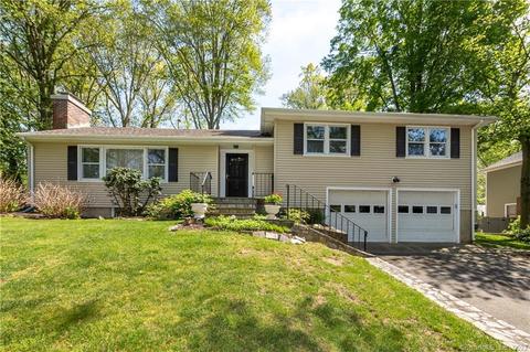 1091 Stillson Rd, Fairfield, CT 06824