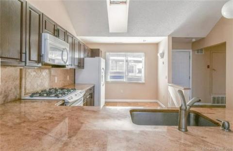 5 Mansfield Grove Rd #354, East Haven, CT 06512