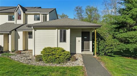 31 Simsbury Lndg #31, Simsbury, CT 06070